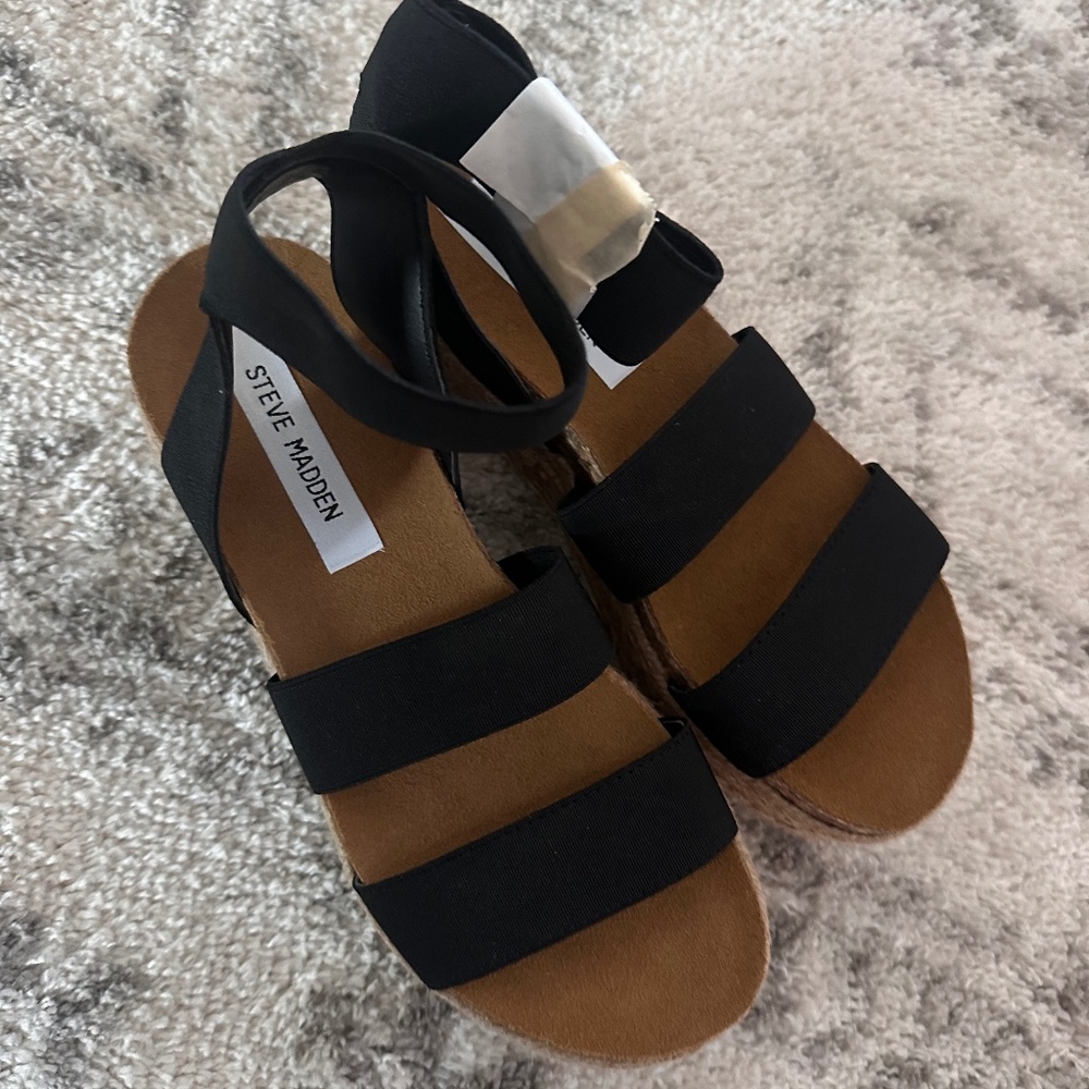 Steve Madden kid sandals